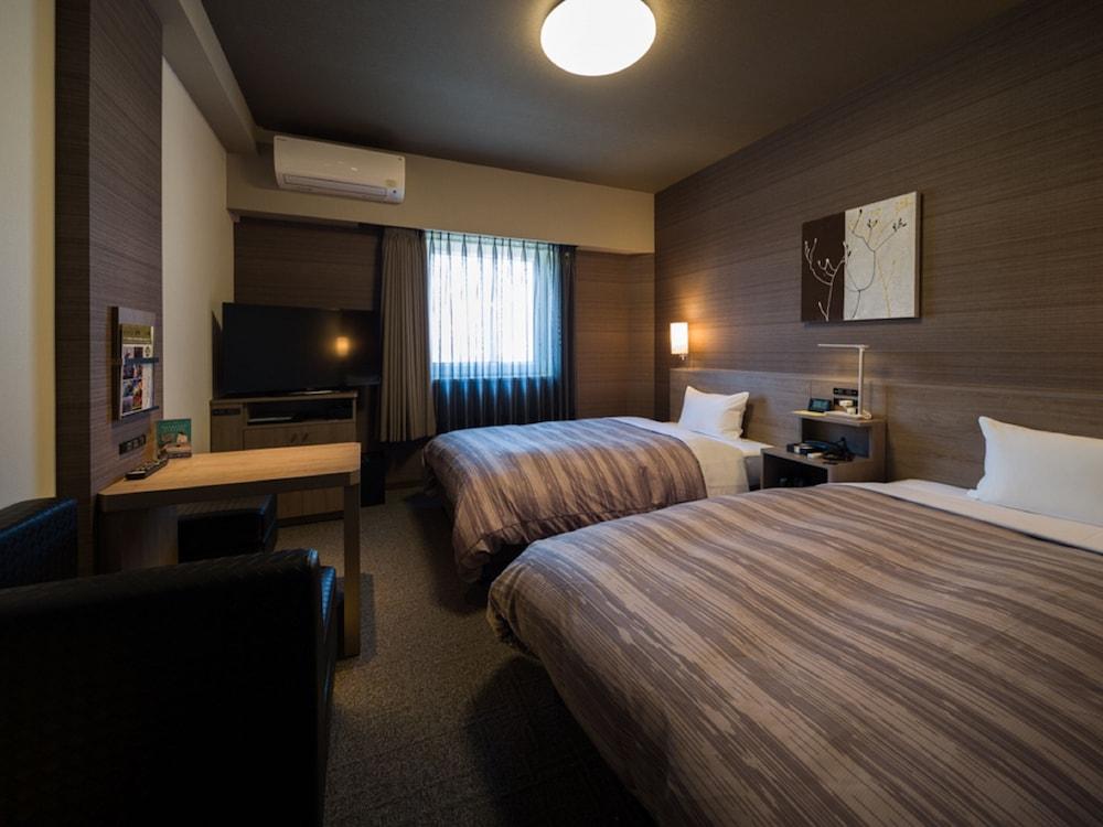 Hotel Route-Inn Komoro Eksteriør bilde